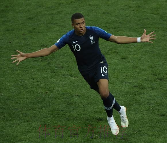 六台:姆巴佩缺乏活力和态度 他刚恢复不应首发